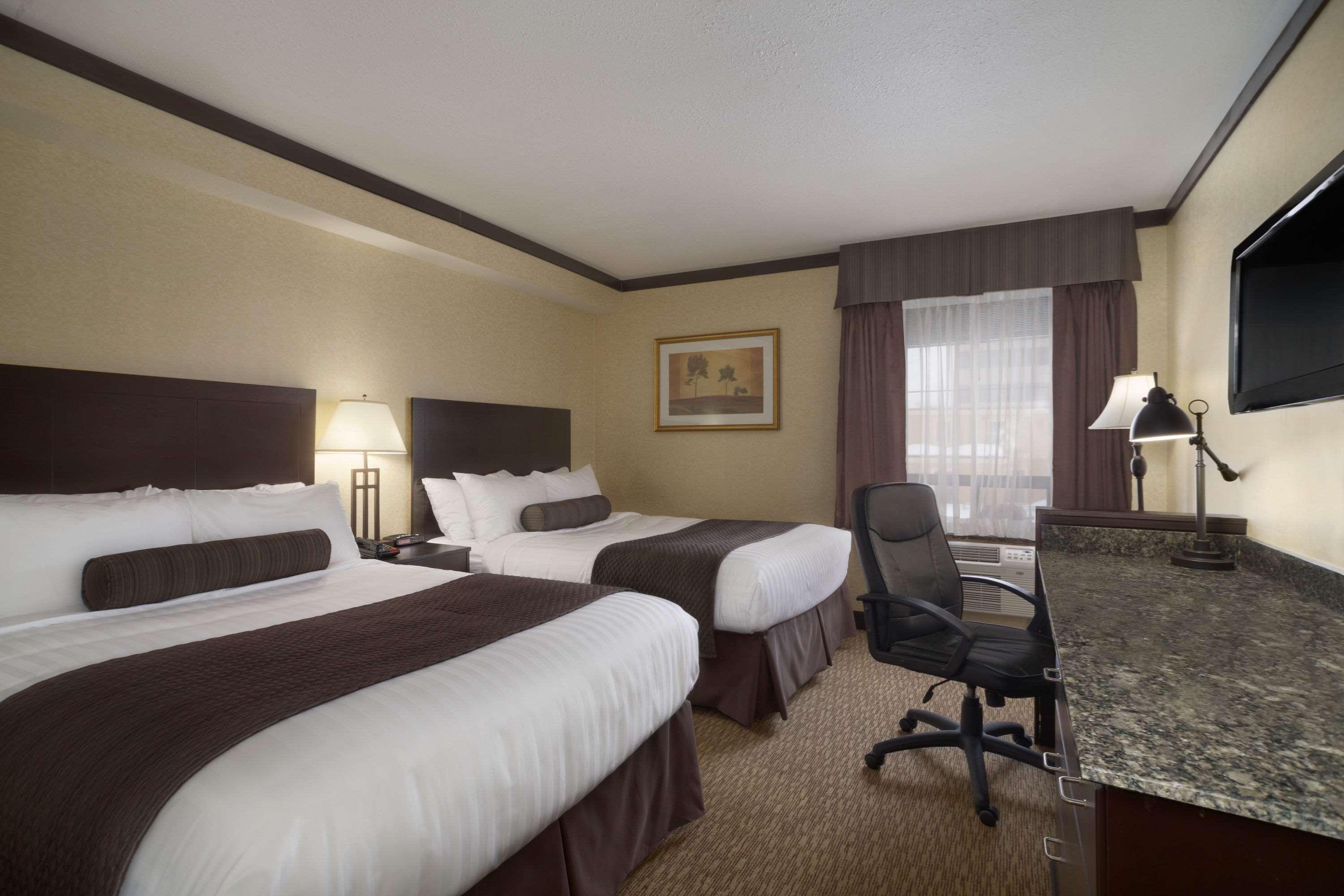 Days Inn & Suites By Wyndham Sault Ste. Marie On Exterior foto